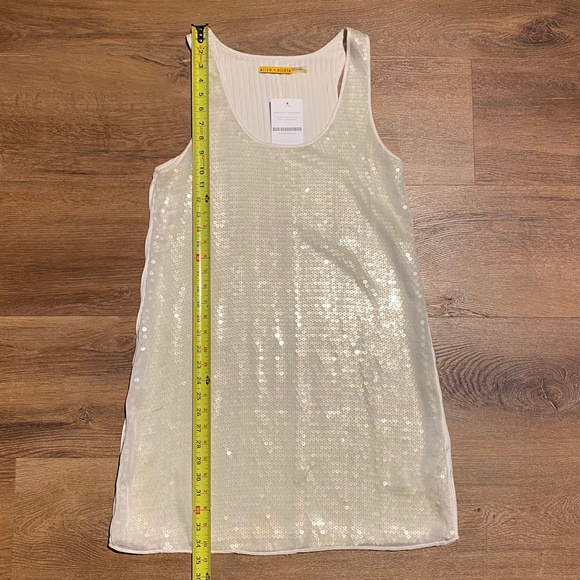 Alice + Olivia Pleated Sequin Sheath Dress Beige Cream Size M 4-6 - Picture 7 of 15